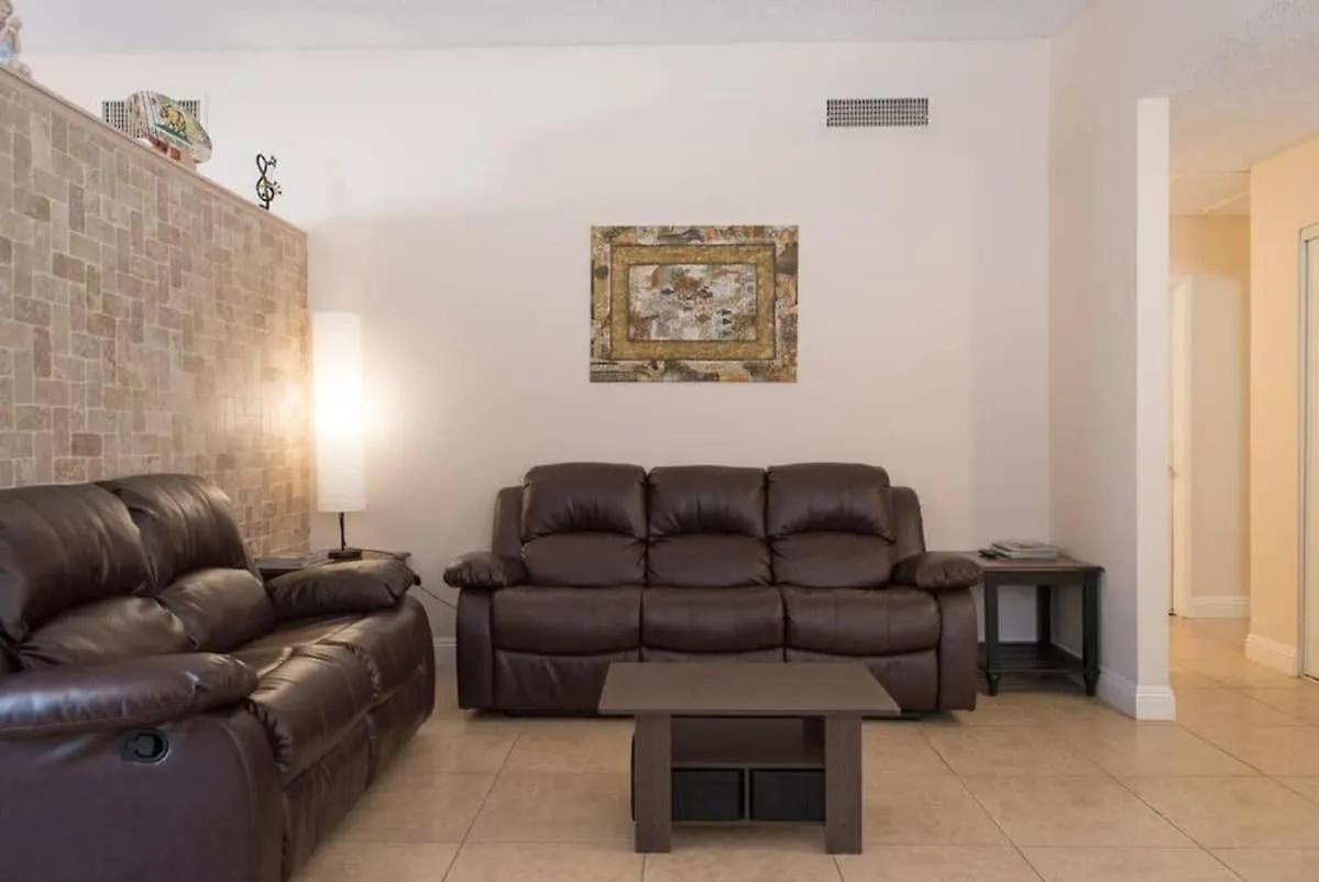 Family-Friendly Home Close To The Strip ラスベガス 0*,