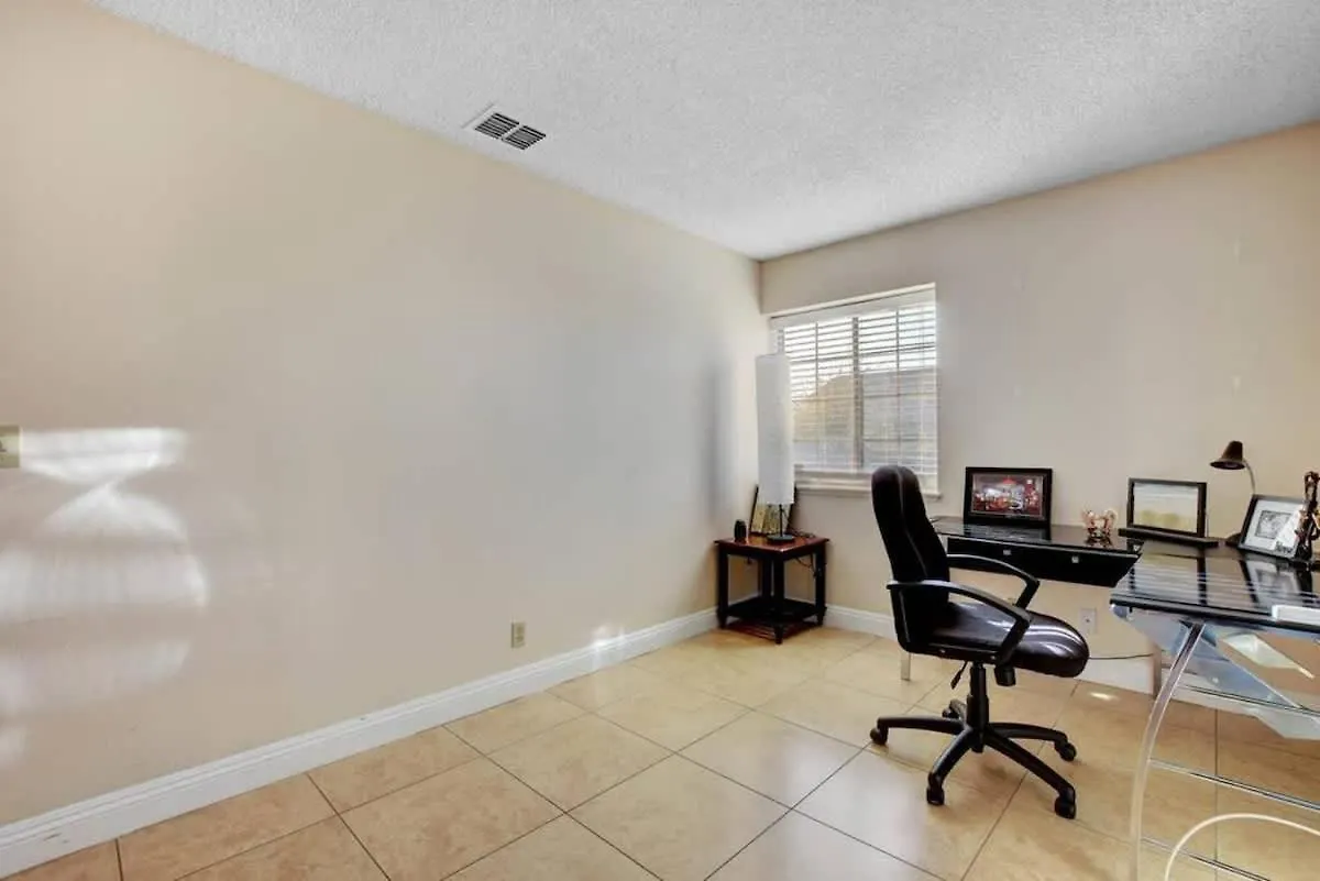 Family-Friendly Home Close To The Strip ラスベガス 米国