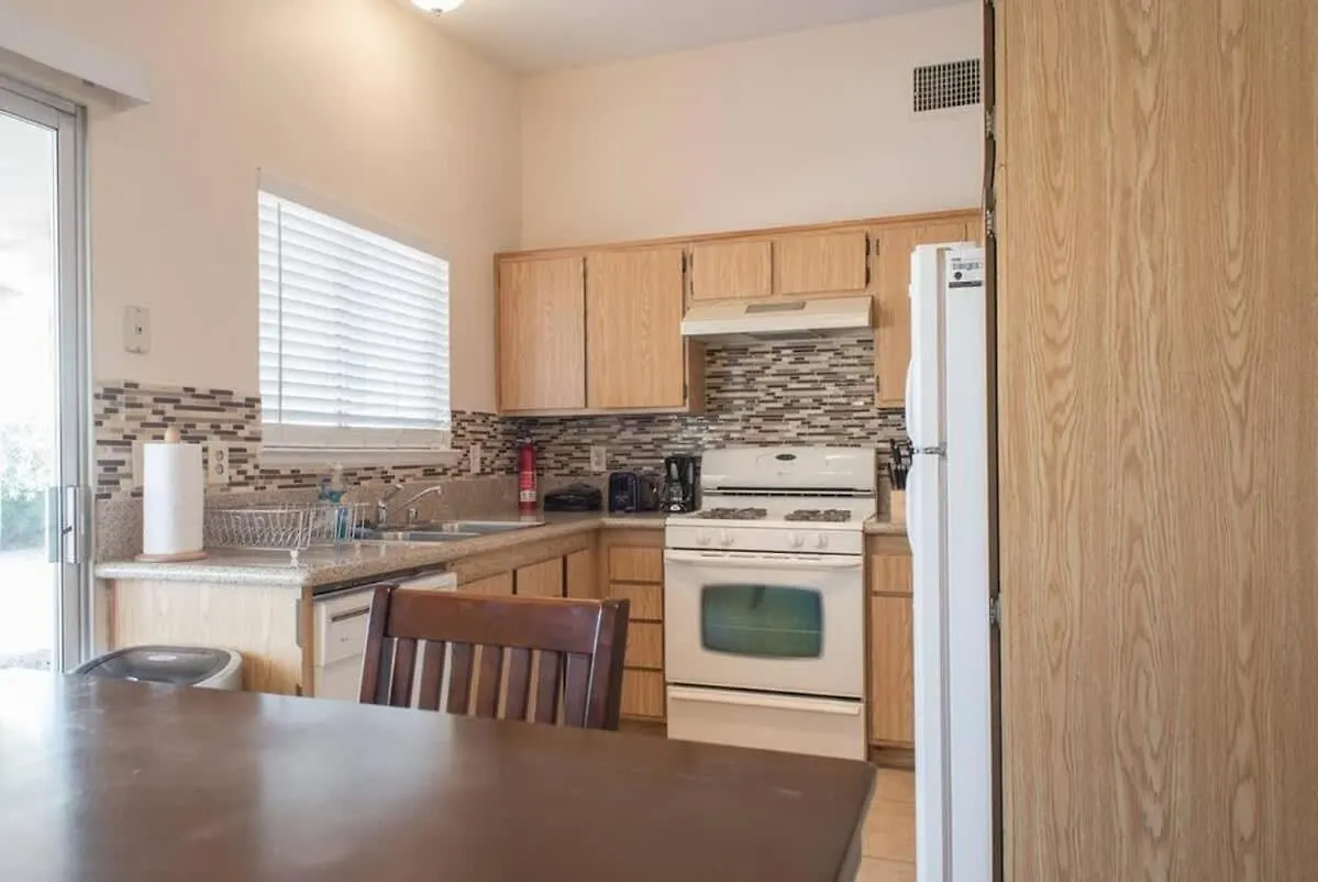 Family-Friendly Home Close To The Strip ラスベガス