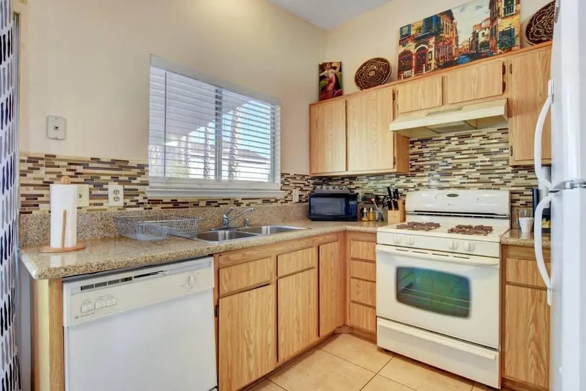 Family-Friendly Home Close To The Strip ラスベガス 別荘